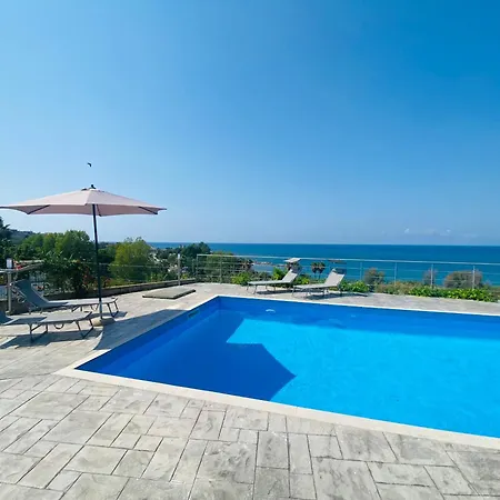 Villa Stunning Sea View