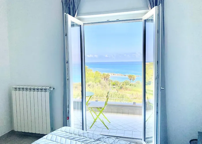 Stunning Sea View * Briatico